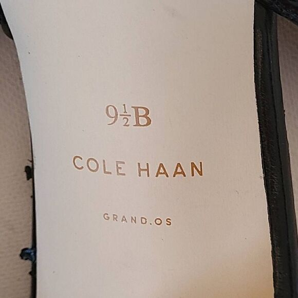 Cole Haan Wilma Heels Women Glossy Sling Back Kitten Heels Black Leather 9.5B - Picture 4 of 14